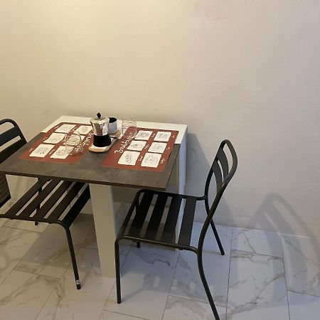 Mory&Clary Cave Palese Airport Bed & Breakfast Bari Dış mekan fotoğraf