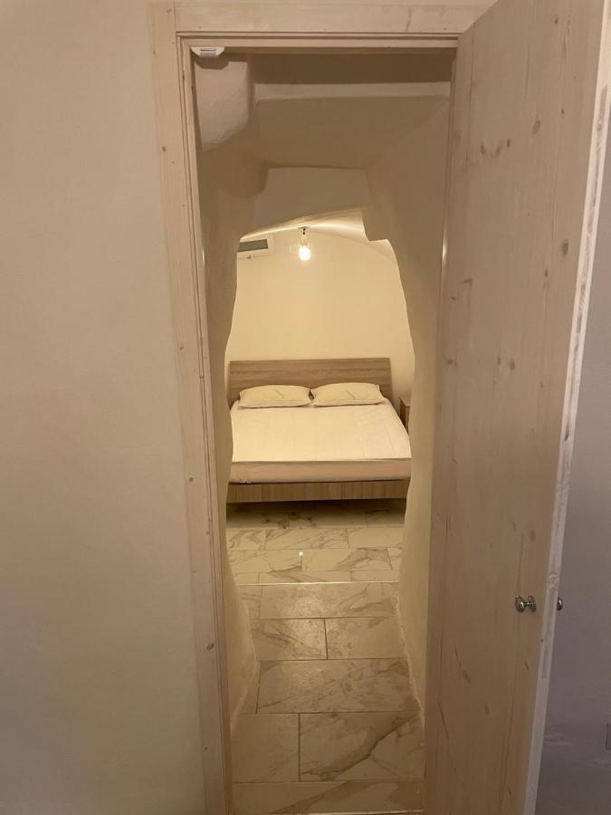 Mory&Clary Cave Palese Airport Bed & Breakfast Bari Dış mekan fotoğraf